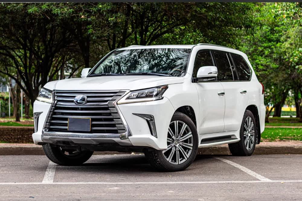 Lexus LX 570