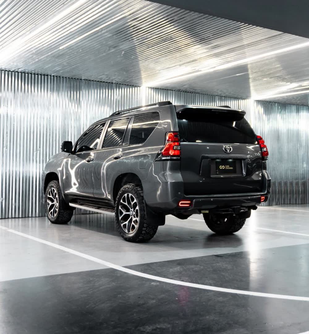 Toyota Land Cruiser Prado 2