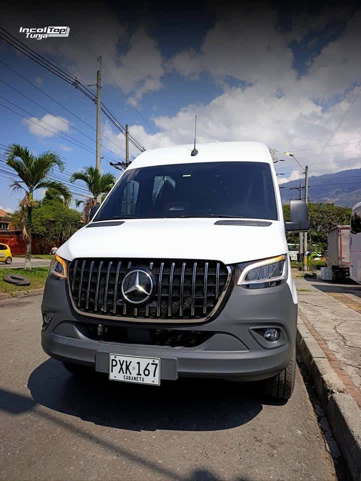 Mercedes-Benz Sprinter VIP 2