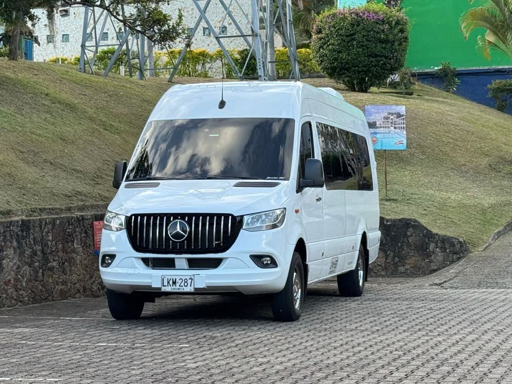 Mercedes-Benz Sprinter VIP 3