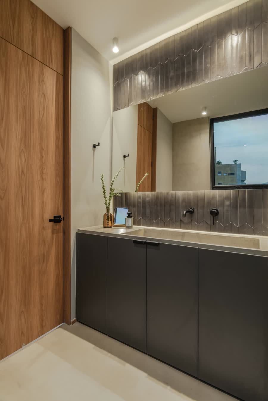 CASA ODED #8 · PENTHOUSE 22