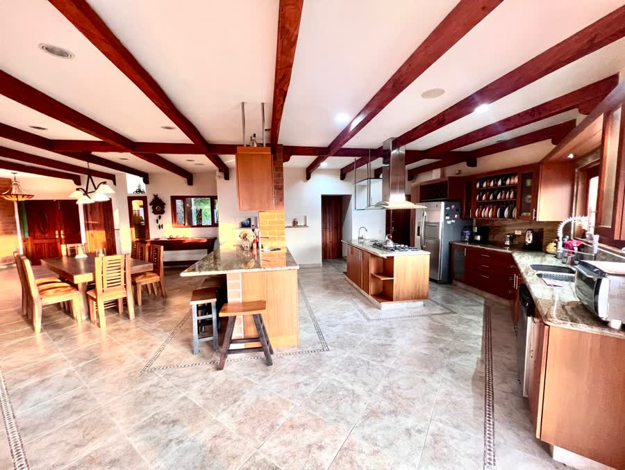 CASA CEDRO VERDE 14