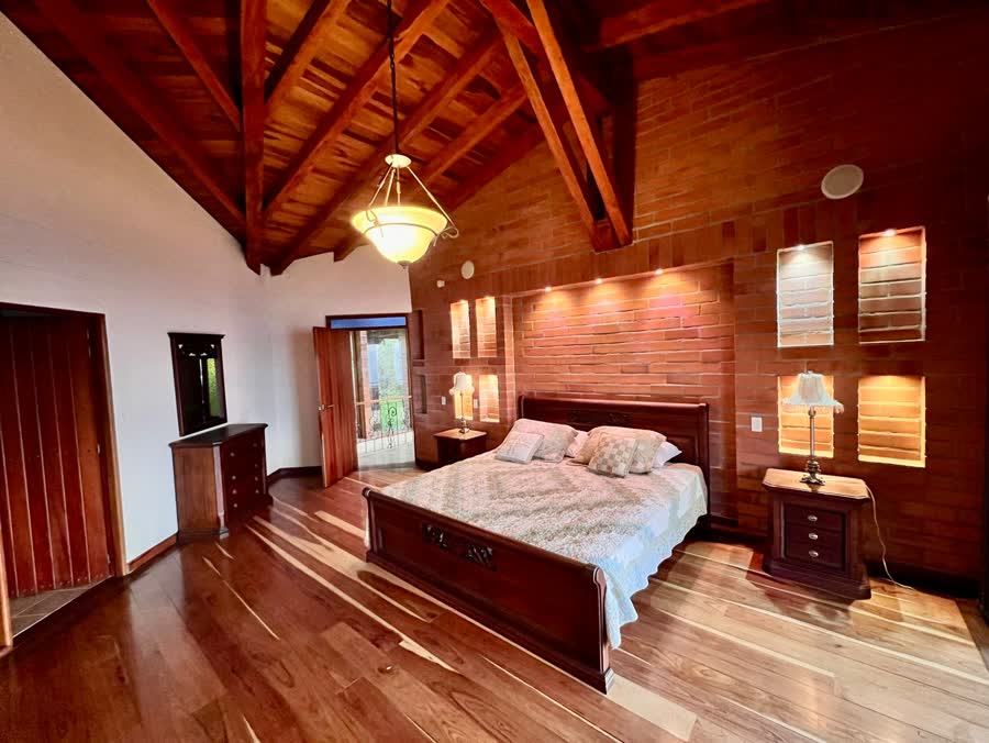CASA CEDRO VERDE 16