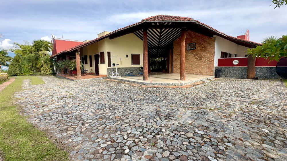 LA DIVISA 35