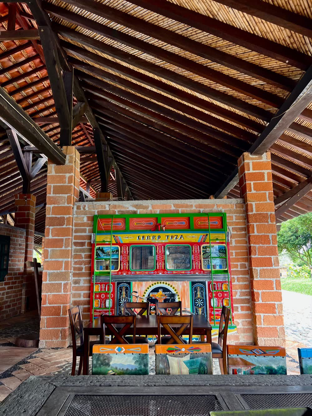 LA DIVISA 46